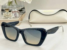 Picture of Valentino Sunglasses _SKUfw56704001fw